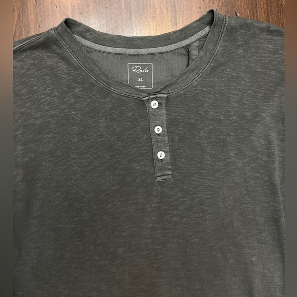 Rails Skhi Henley Size XL Washed Black Preppy Streetwear Soft 100% Cotton NWT - Picture 8 of 16